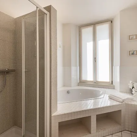 アパート Architect S House